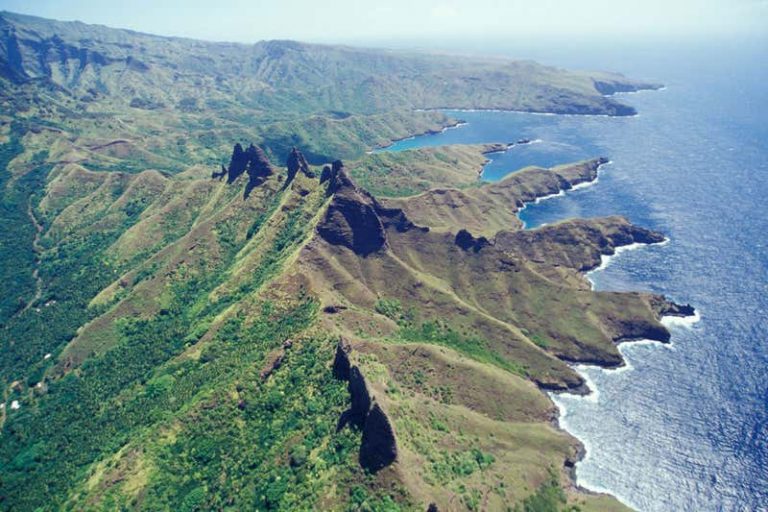 Descoperire misterioasă la 2.900 de kilometri sub suprafața Pământului, în Oceanul Pacific