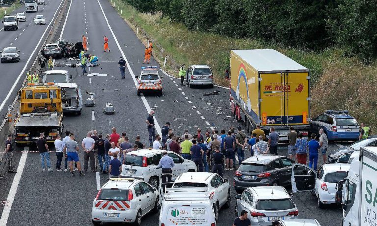 VIDEO | Emil Ciurar, românul care a provocat tragedia din Italia: Tata a țipat la mine, am deschis ochii și am văzut TIR-ul