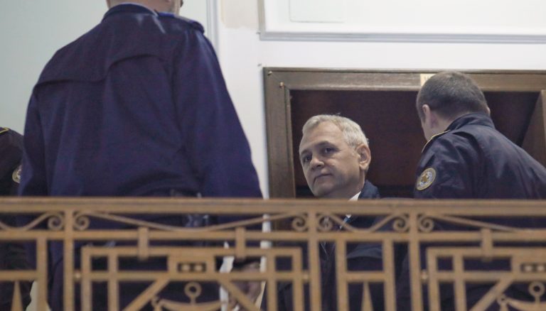 Dragnea află azi dacă poate scăpa de închisoare