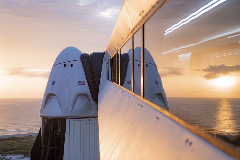 SpaceX | Astronauți în pamperși, din cauza scurgerilor de la toaleta „spațială”