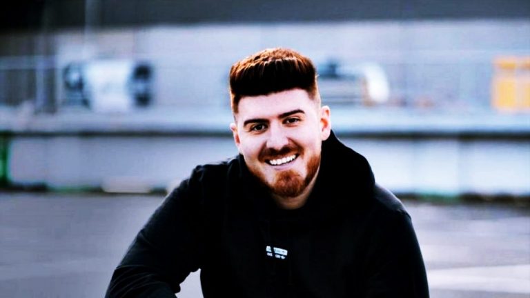 Vloggerul Colo, reținut pentru instigare la violență asupra minorilor