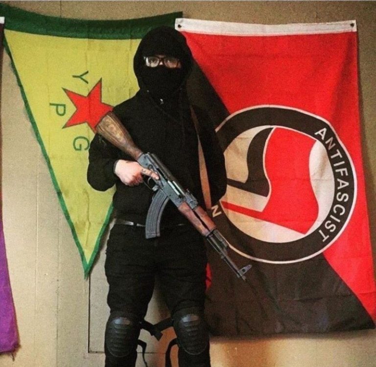 Cotidian pro-Erdogan: Membrii Antifa din SUA sunt antrenați de gruparea PKK
