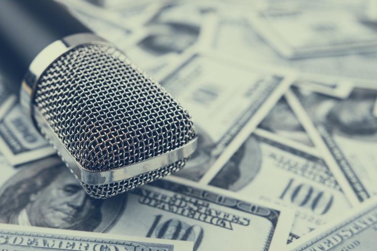 Presa controlată de Voiculescu, Ghiță, Radu Budeanu, Dan Andronic și Bogdan Chireac, finanțată cu sume uriașe de la Guvern. Câți bani vor primi televiziunile și publicațiile