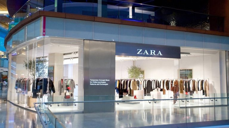 Compania care deține Zara intenționează să renunțe la 1.000 de magazine, după pierderi de peste 2 miliarde de euro