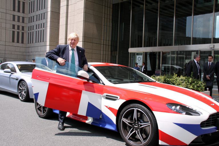 Boris Johnson: “Dragostea noastră pentru Franţa este de nezdruncinat”