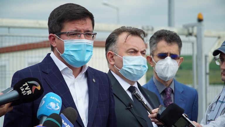 VIDEO | Incident la Spitalul Modular Iași: Ministrul Sănătății a fost ținut la poarta șantierului de oamenii lui Maricel Popa (PSD)