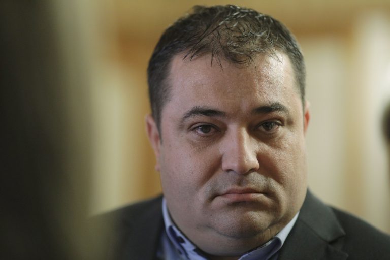 Epoca veșnică a lui „Noi ie șefi acilea”