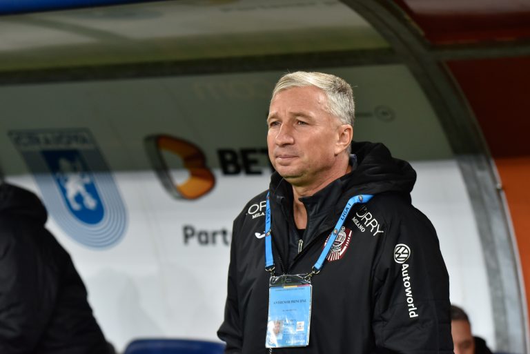 Dan Petrescu are Covid-19. Detalii despre zborul Cluj-București care s-a dovedit a fi un focar de coronavirus