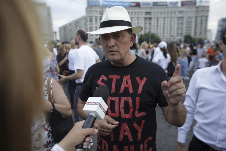 Cinic, viclean, manipulator, mincinos. Piperea, atacat de Birchall pentru coordonarea suspectă cu temele dictate de la Kremlin