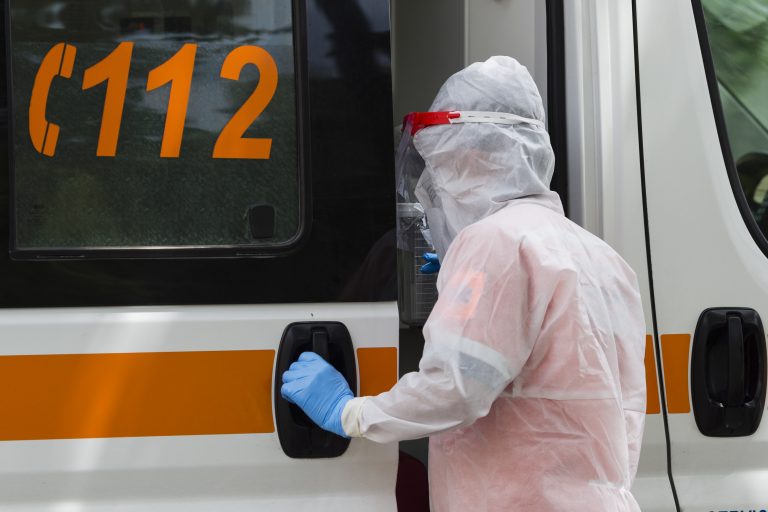Romania reports another record: almost 1,000 Covid-19 cases and 36 deaths