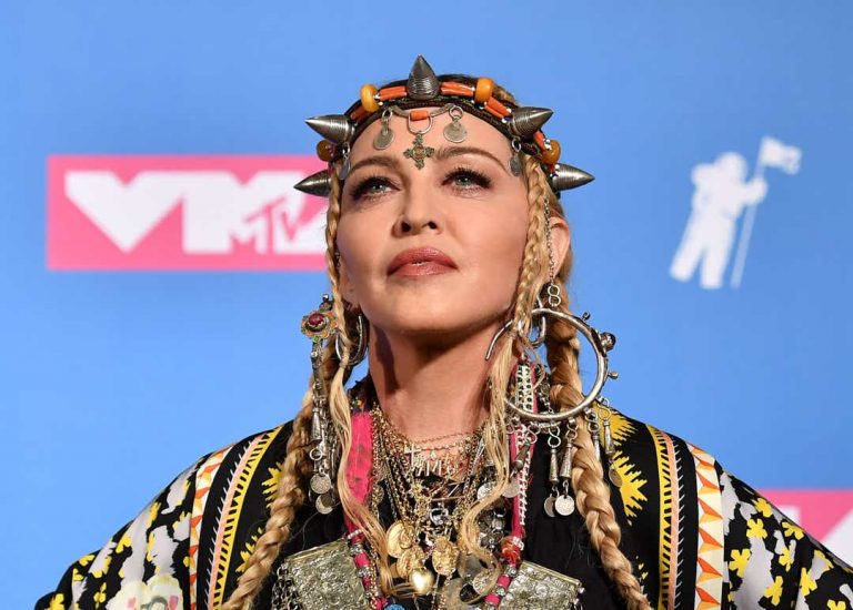 BBC: Madonna a fost externată din spital şi se simte bine