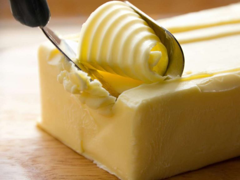 Parlamentul a adoptat o lege cu impact major în industria alimentară care va da o lovitură puternică unor producători