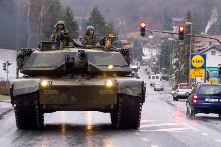 SUA își retrag din Germania aproape 12.000 de militari. Jens Stoltenberg: SUA „s-au consultat îndeaproape” cu aliaţii din NATO înainte de anunţul privind relocarea trupelor