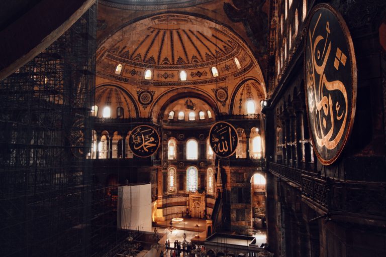 Grecia, revoltată de reîntoarcerea catedralei Sfânta Sofia la statutul de moschee: „Erdogan duce ţara sa cu şase secole înapoi”. Reacția SUA