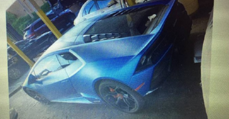 Tânăr acuzat de fraudă după ce și-a cumpărat un Lamborghini din împrumuturi garantate de Guvern