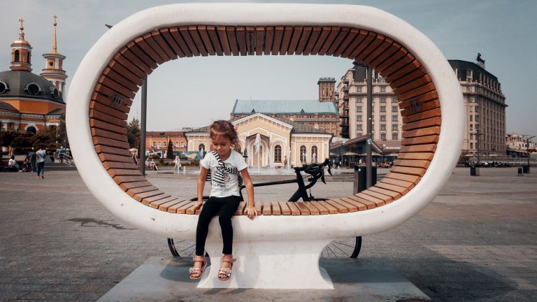 Românii din Ucraina așteaptă răspuns la S.O.S.-ul transmis României pentru menţinerea învăţământului în limba maternă în şcolile din regiunea Odesa