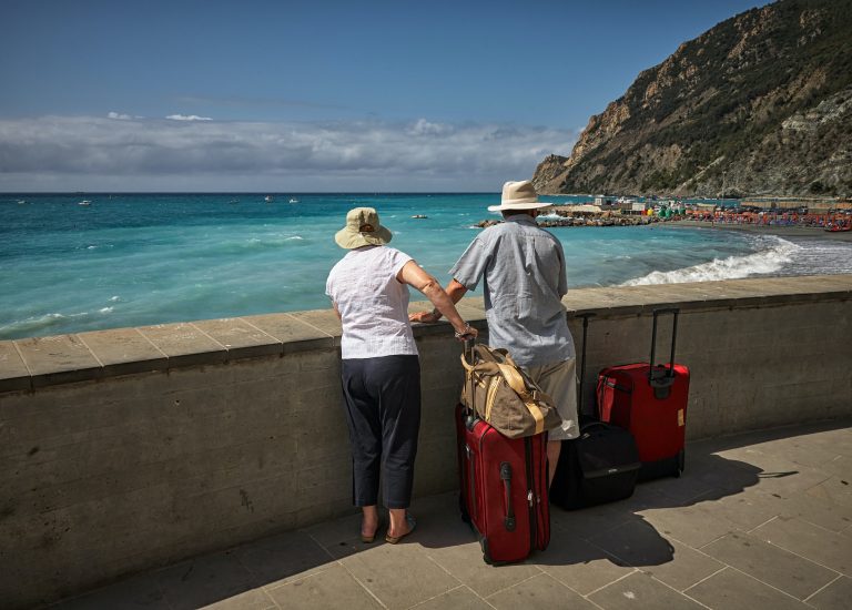 Eurostat: Peste jumătate dintre români nu îşi permit o săptămână de vacanţă pe an