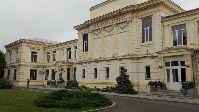 „Centenarul Încoronării” – sesiune festivă la Academia Română