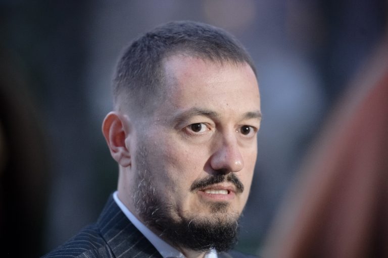 Bogdan Pîrlog, cel care a deschis dosarul 10 august: Procurorul Stoica Doru care a clasat inițial dosarul a cerut încă din ianuarie 2020 „modele de soluții de netrimitere în judecată în dosare cu jandarmi”