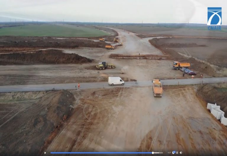 VIDEO | Cum arată Drumul Expres Craiova – Pitești văzut din dronă. Imagini cu șantierele în lucru