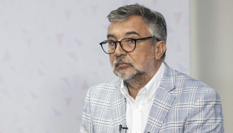 Ministrul Culturii, Lucian Romaşcanu, confirmat cu COVID-19