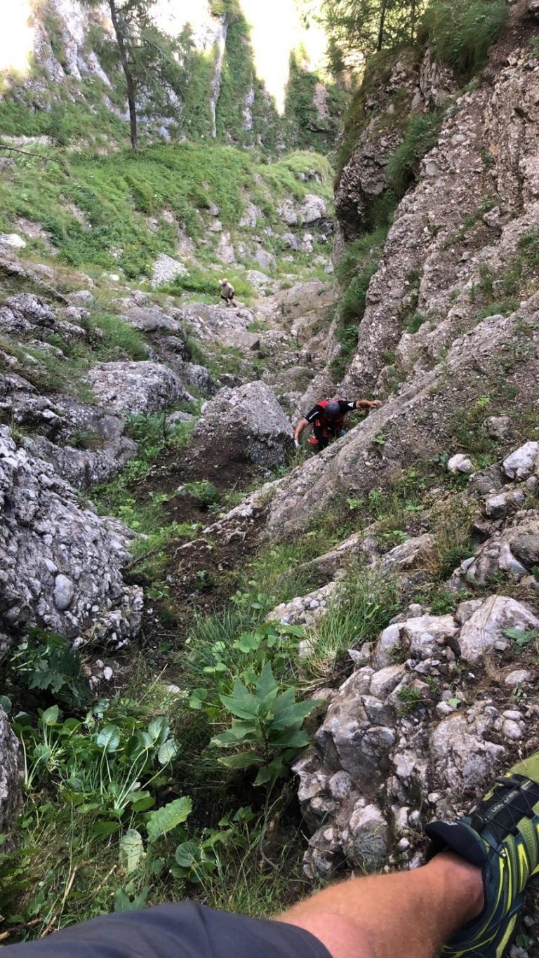 Surpriză periculoasă pentru un turist, în Bucegi, după ce a ignorat marcajul și a folosit Google Maps