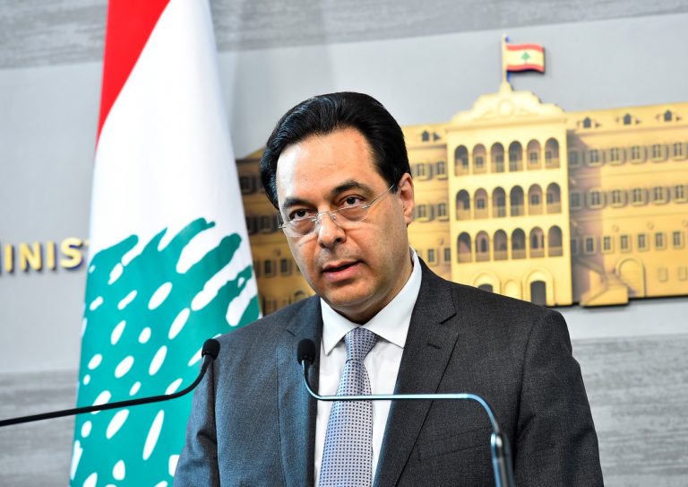 Premierul Hassan Diab și trei foști miniștri, puși sub acuzare în cazul exploziei din Beirut