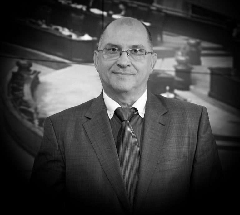 A murit jurnalistul Sorin Burtea