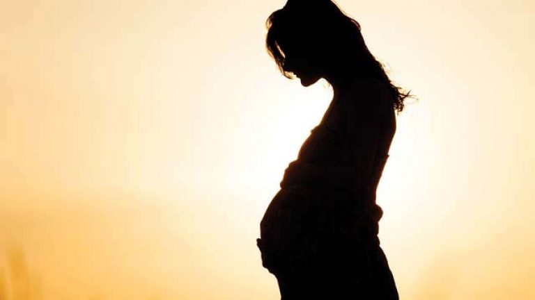 Romanian woman dies after giving birth helped by ‘midwife’ she found on Facebook