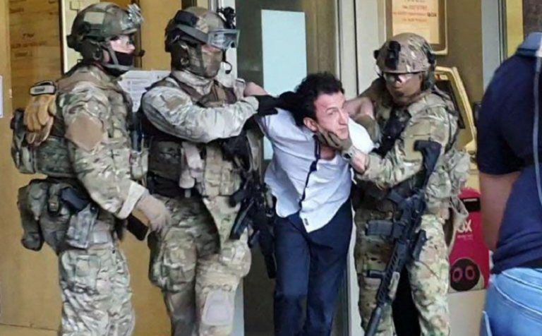 „Aventurierul” cu bombă din Kiev, care luase o ostatică într-un centru comercial, arestat într-o operațiune a SBU