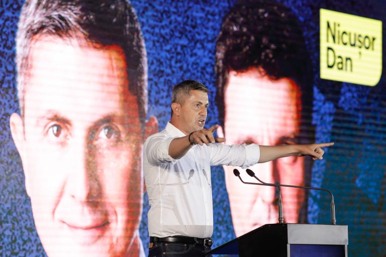 Barna: Nu există temei pentru renumărarea voturilor. Clotilde Armand este primar. Am prins PSD furând la Sectorul 1