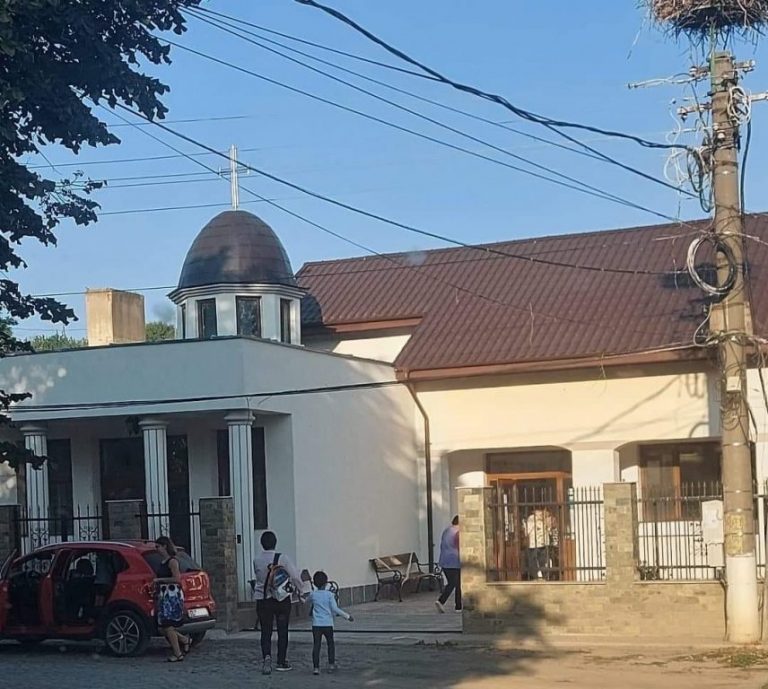 World Vision Romania: 40% of children in rural areas skipped school during early pandemic