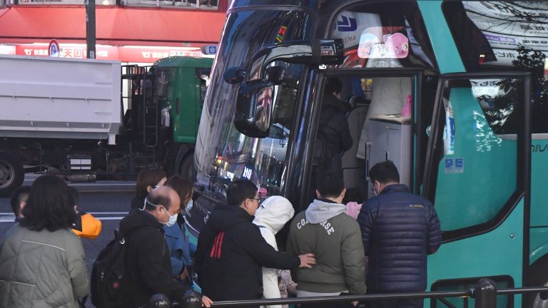 Autocarul chinezesc sau cum se transmite COVID-19 prin aerosoli