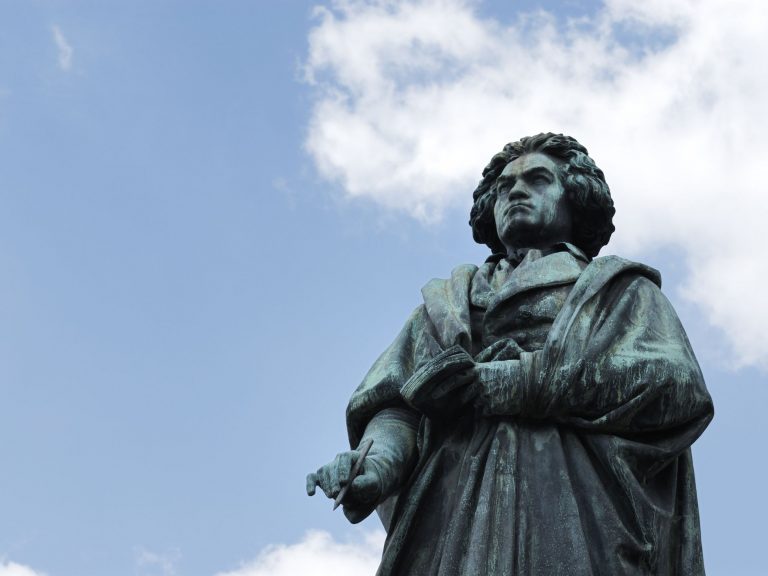 Extremismul cultural nu are vacanță: Beethoven, noua țintă a corectitudinii politice
