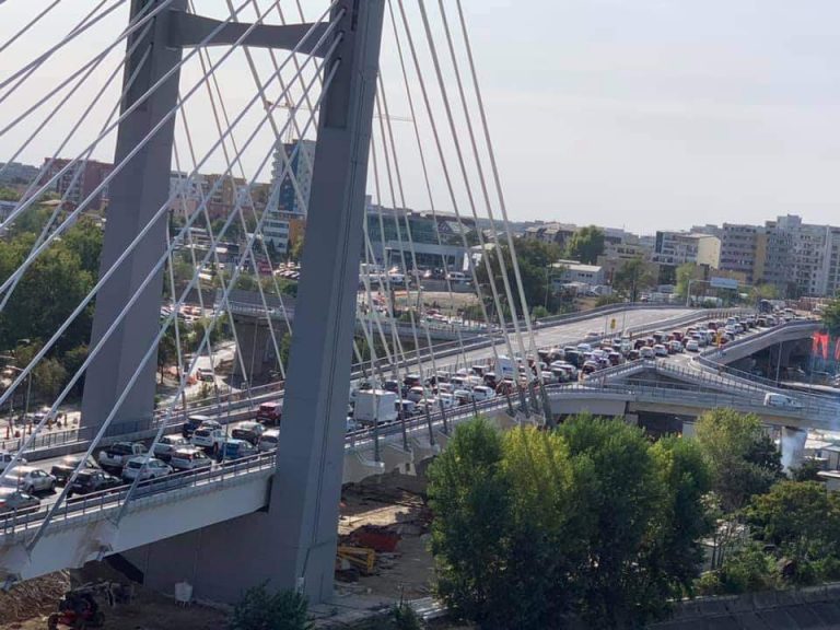 Au început blocajele de la Ciurel