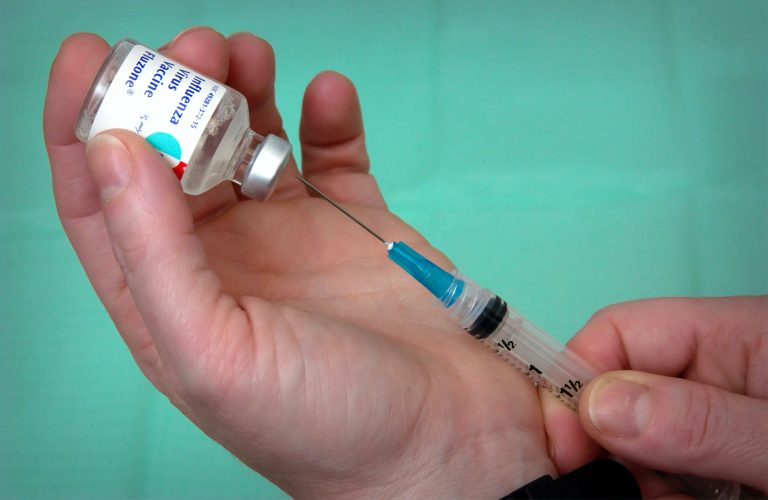 Eurostat: România, printre ţările din UE cu cea mai scăzută rată de vaccinare împotriva gripei, în rândul vârstnicilor