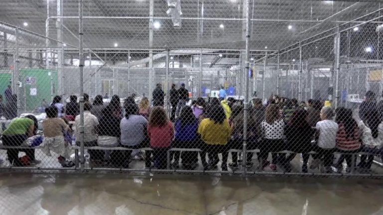 ONG-uri din SUA, informații sinistre: Migrantele unui centru de detenție, supuse operațiilor de îndepărtare a uterului. „Totul seamănă cu un lagăr de concentrare experimental”