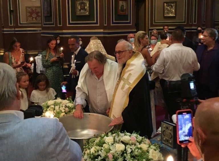 Actorul Gerard Depardieu s-a convertit la ortodoxie, după ce a trecut prin islam, budism și hinduism