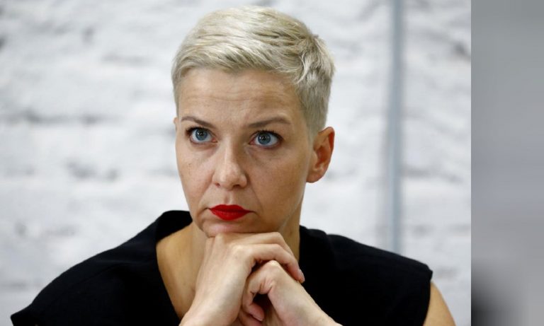 „Expulzată vie sau bucăți”. Kolesnikova afirmă că agenții KGB i-au pus un sac pe cap și au amenințat-o cu moartea