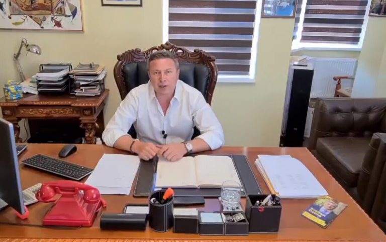 UPDATE. Film of Romanian mayor forcing naked daughter, 14, to say sorry and promise to be ‘a good girl’ causes outrage. YouTube removes video