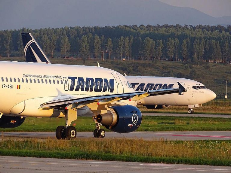ANPC a anunţat că TAROM va despăgubi pasagerii pentru zborurile anulate de luni / Ce compensaţii vor primi