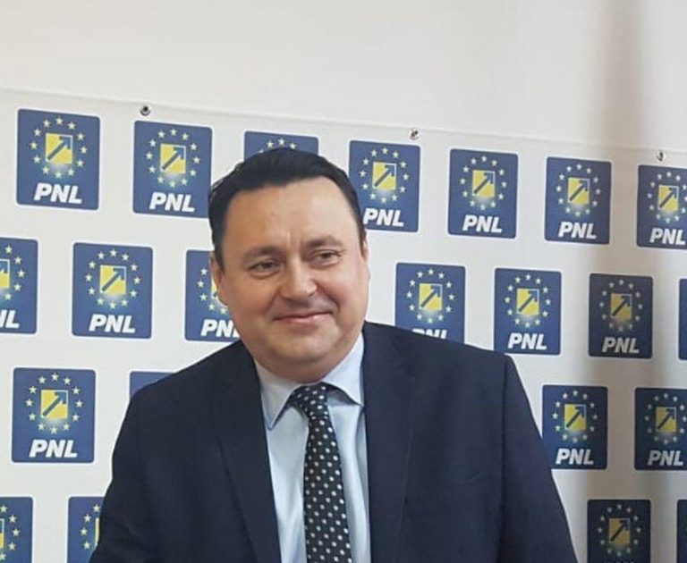 Fostul primar al Ploieştiului, Andrei Volosevici, plasat sub control judiciar / Ce acuzații i se aduc