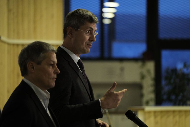 DLAF îi contrazice pe Dan Barna și Dacian Cioloș