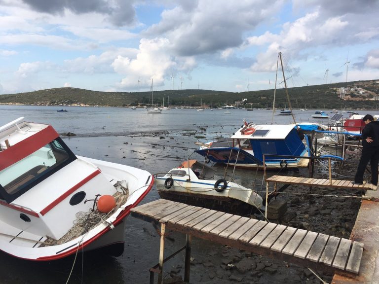 VIDEO | Un mini-tsunami a lovit portul Samos, în urma cutremurului din Marea Egee