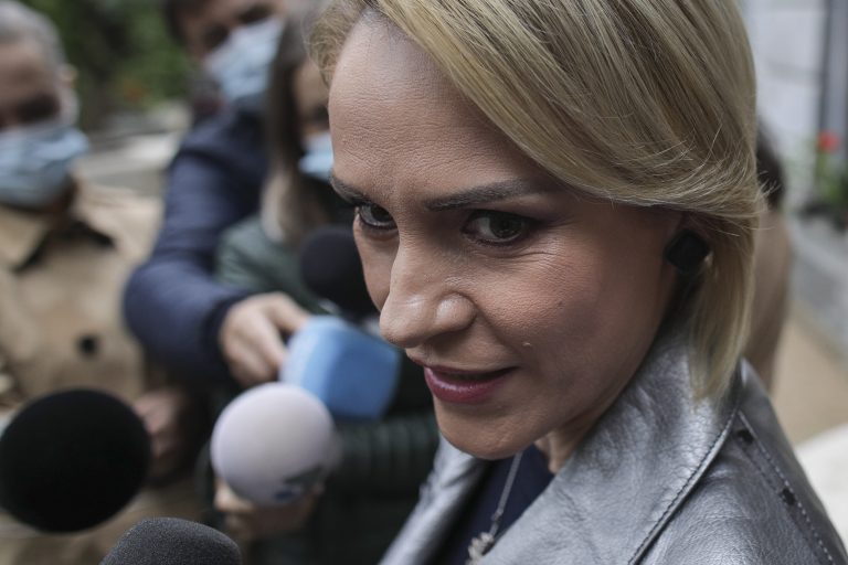 Firea și Dâncu iau locurile lui Cazanciuc și Oprea în funcțiile de vicepreședinți ai Camerelor în sesiunea parlamentară de toamnă