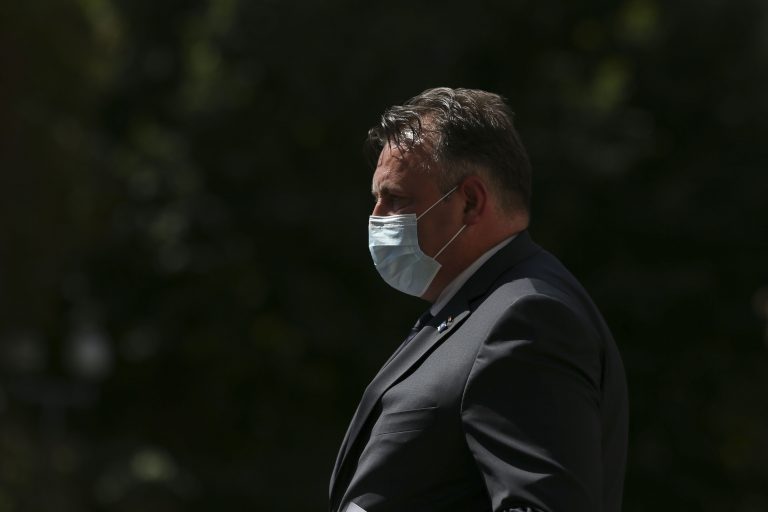 Tătaru: Nu ne mai permitem lockdown, dar nici să nu respectăm nişte reguli. Vom mări capacitatea în spitale, dar personalul e același