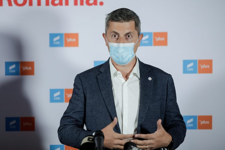 „Team Barna”, mărul discordiei în cel mai nou scandal din USR. Listele pentru parlamentare provoacă o bătălie internă