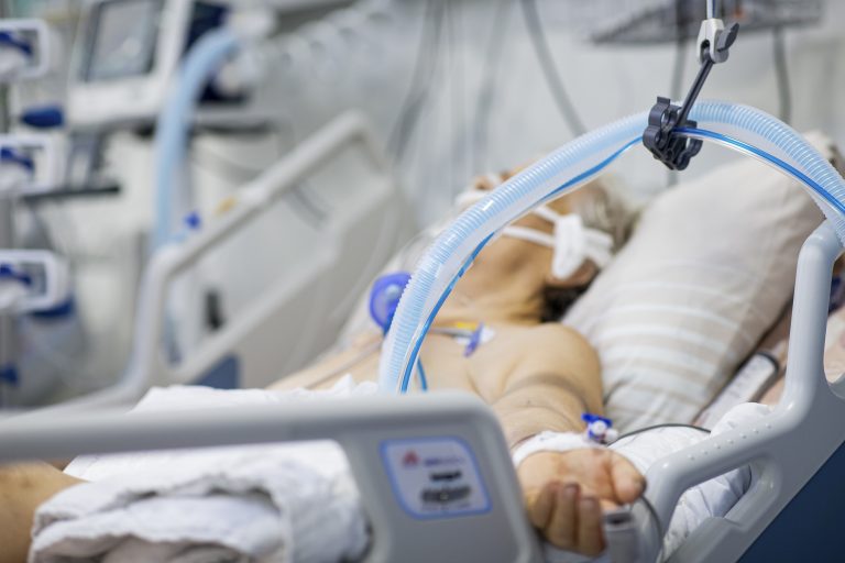 Romania reports 174 coronavirus-related deaths, nearly 9,500 new cases