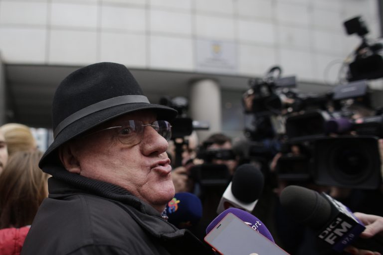 Ciolacu i-o spune de la obraz fostului șef LPF: „Eu consider că e inoportună prezența domnului Mitică Dragomir pe lista de consilieri generali”