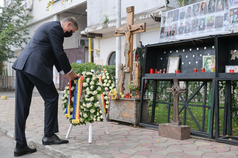 Preşedintele a promulgat legea privind decontarea pe viaţă a tratamentului victimelor Colectiv